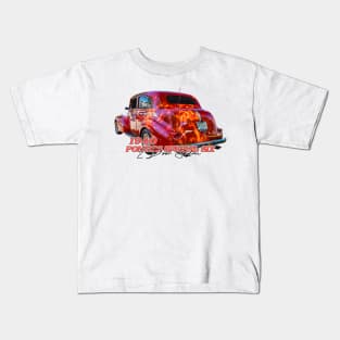 1940 Pontiac Special Six Two Door Sedan Kids T-Shirt